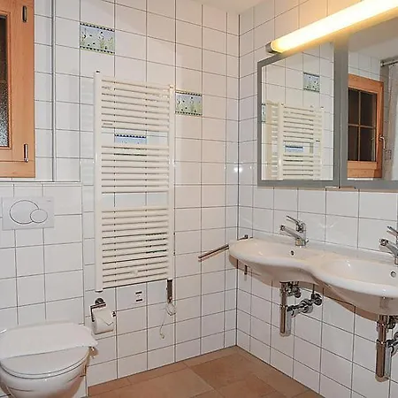 Sleeps 6 Wifi *